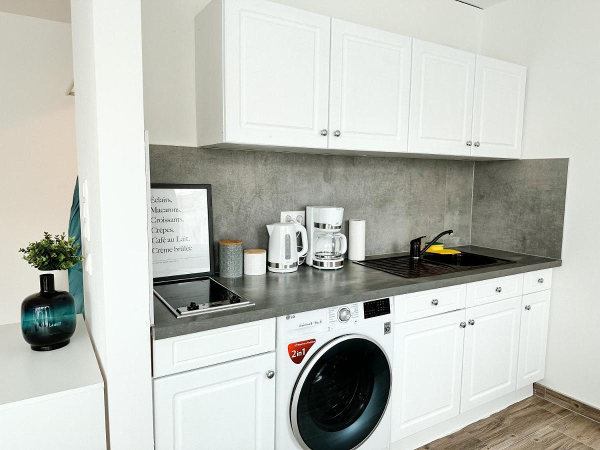 Sali Homes Elegant And Stylish Retreat In Heart Of Bayreuth, Close To River ภายนอก รูปภาพ