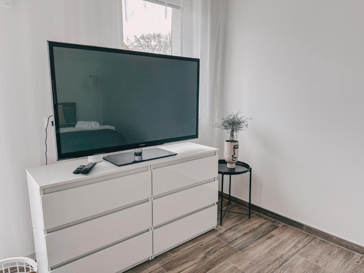 Sali Homes Elegant And Stylish Retreat In Heart Of Bayreuth, Close To River ภายนอก รูปภาพ
